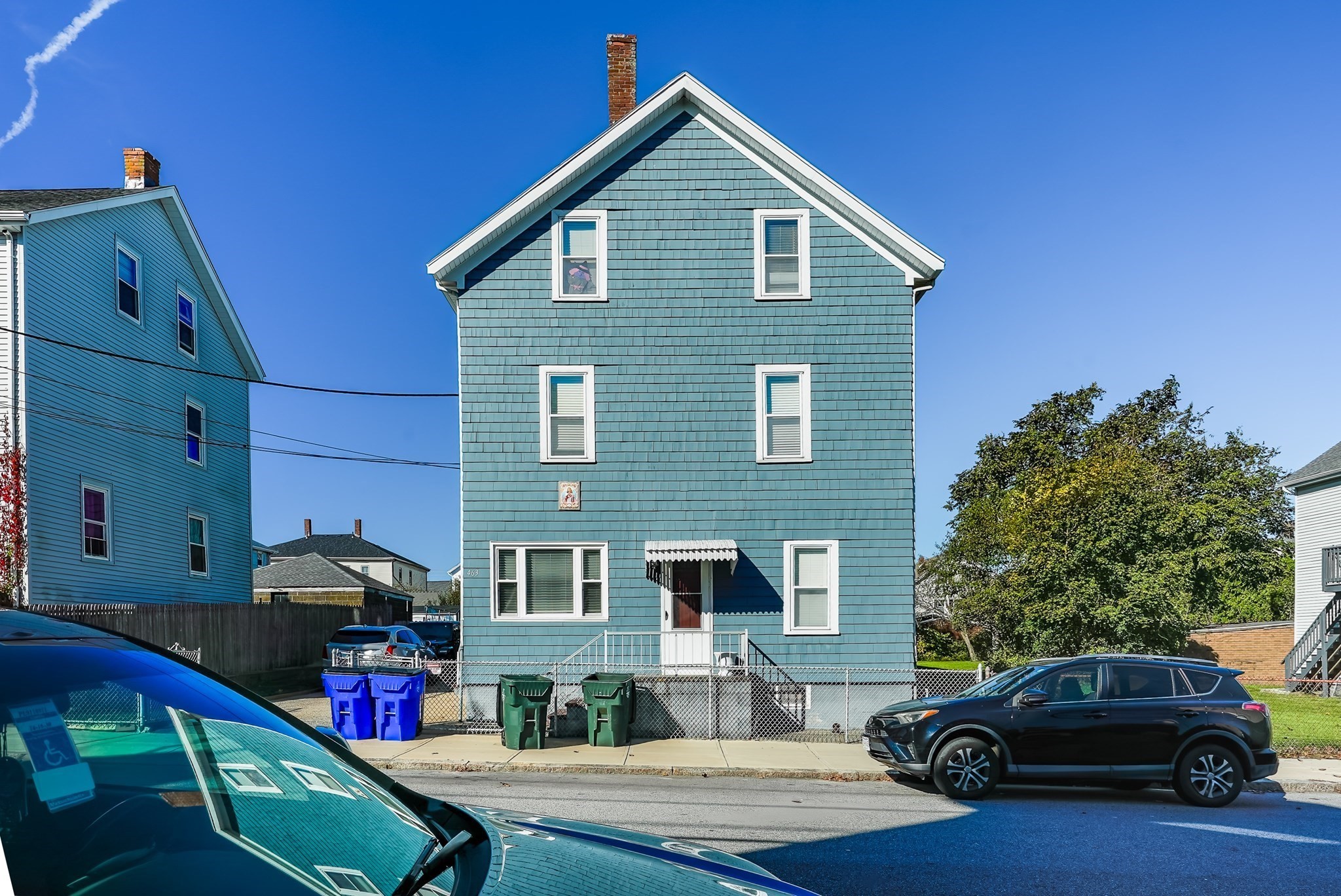 463 Montaup St Property Photo 1