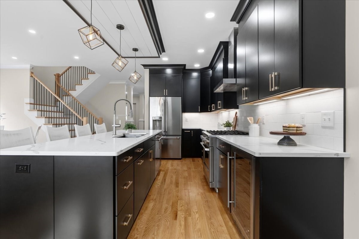 33 Peirce Street # 1 Property Photo 6