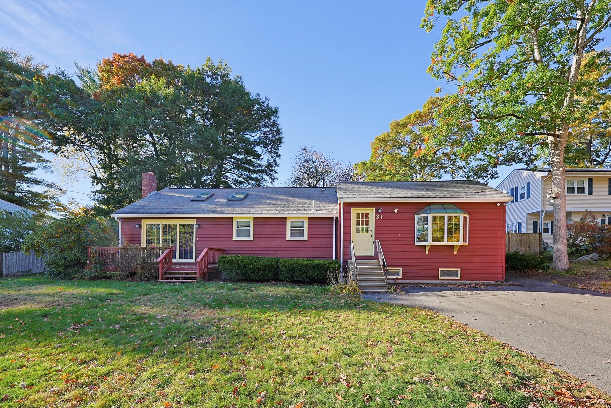 31 Kalmia Rd Property Photo 1