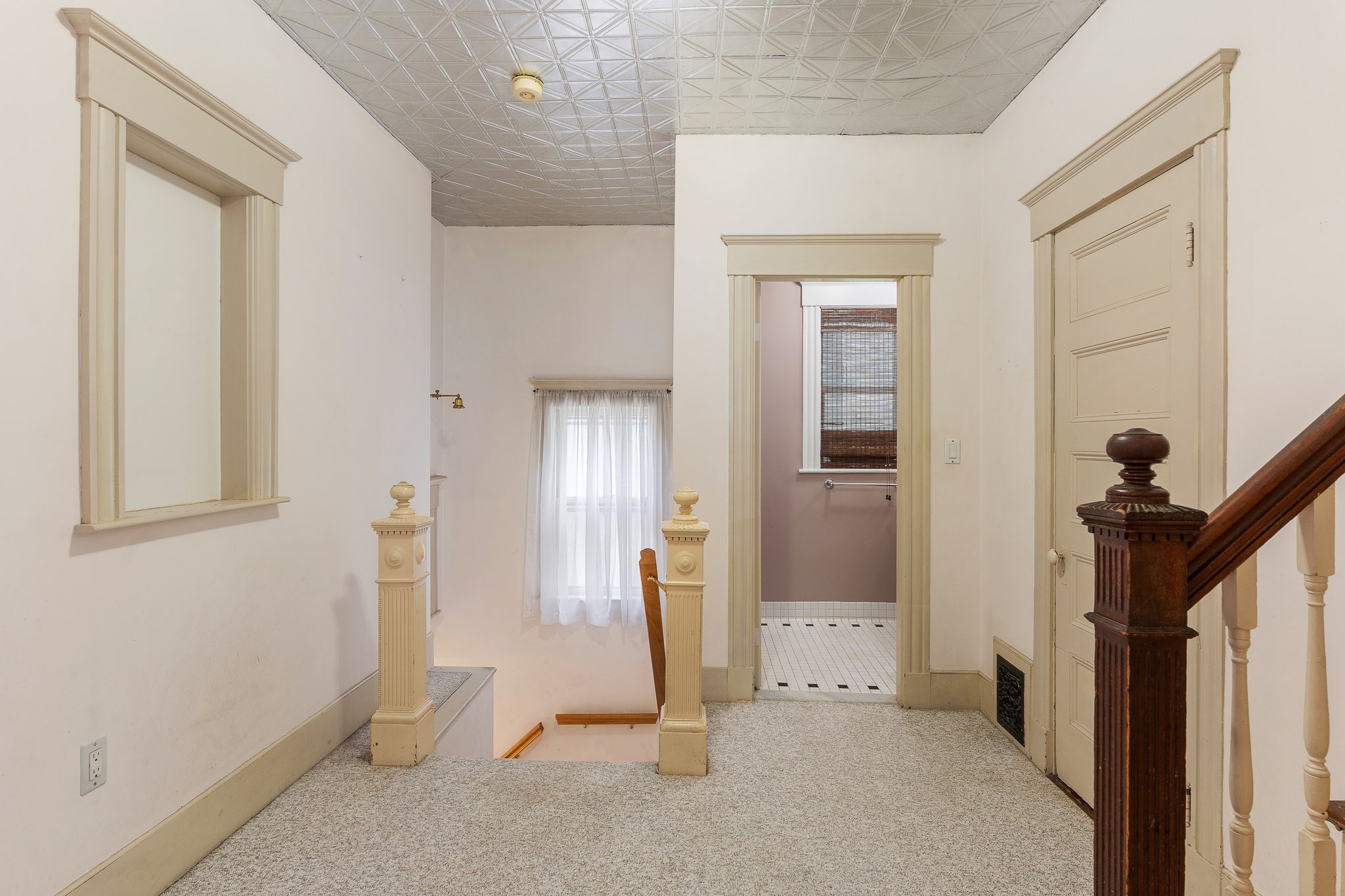 386-388 Huron Property Photo 5