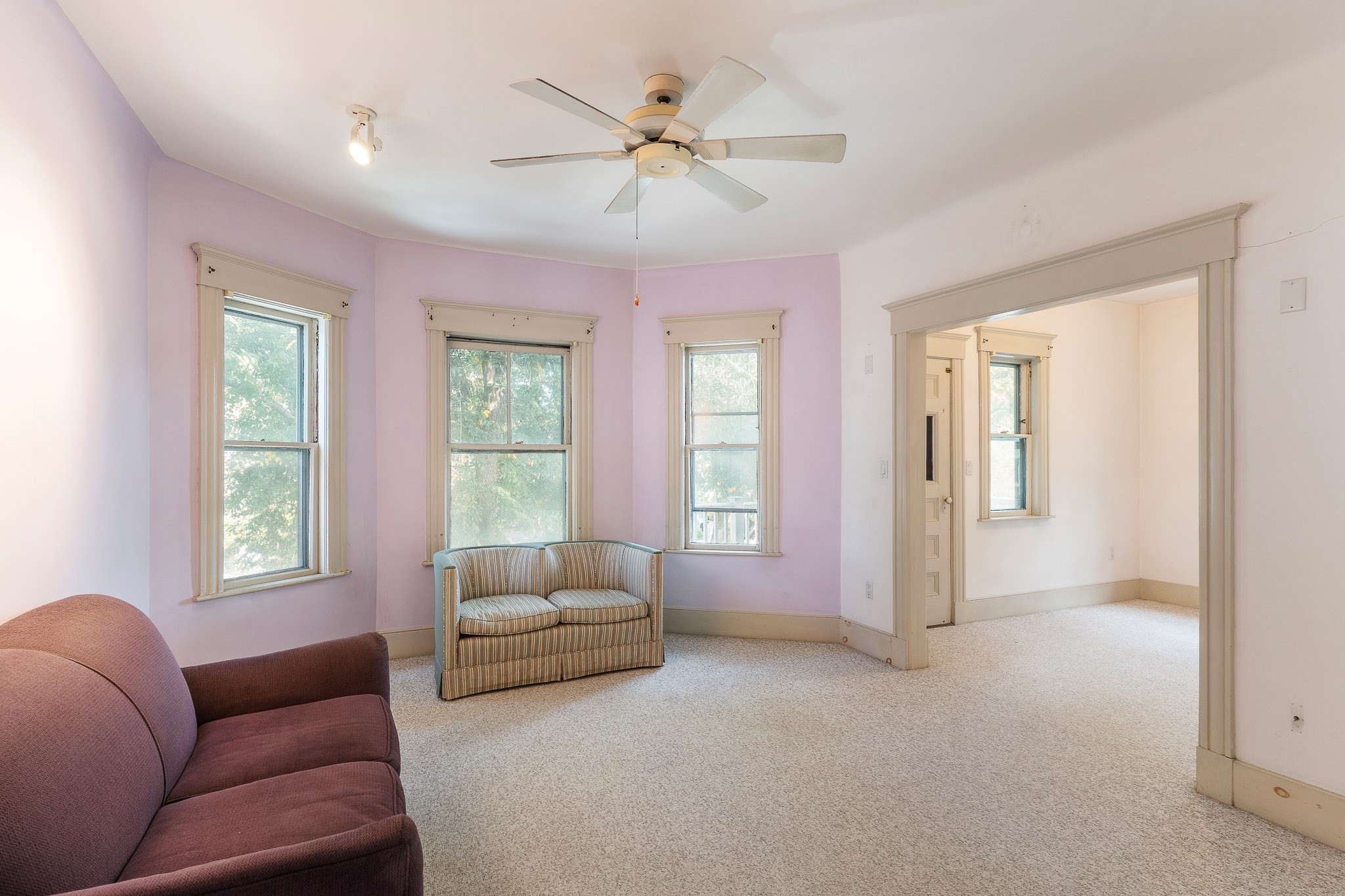386-388 Huron Property Photo 8