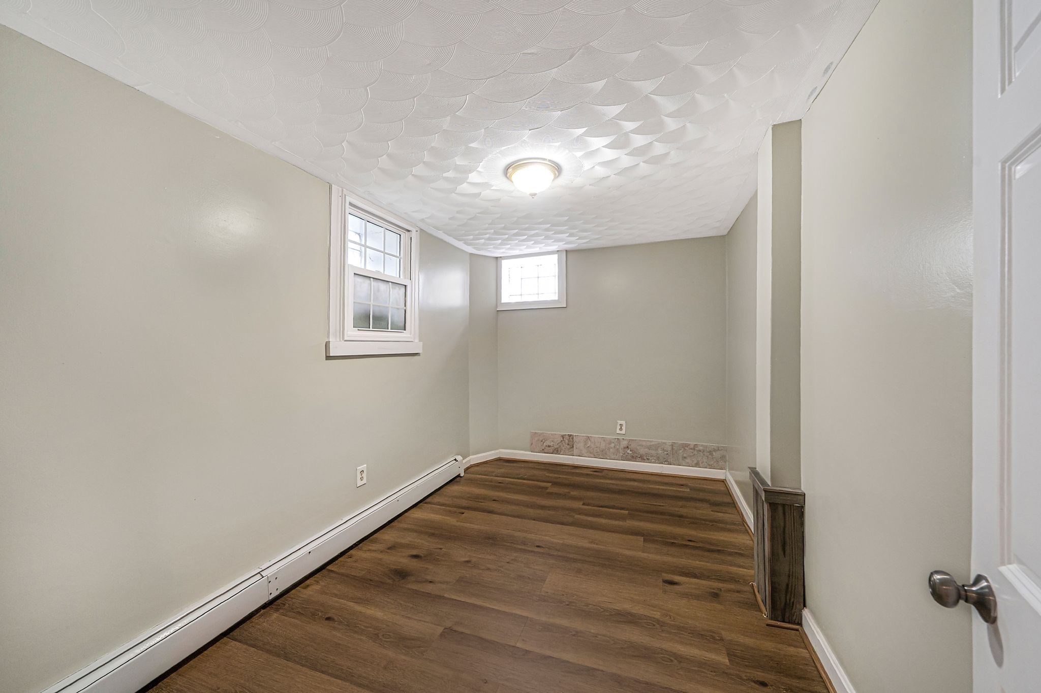 186 John St Property Photo 4