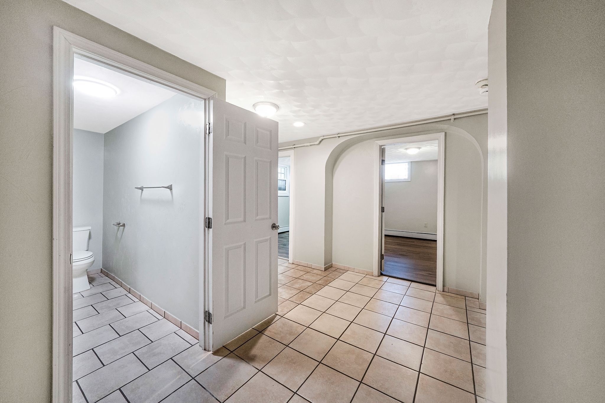 186 John St Property Photo 6