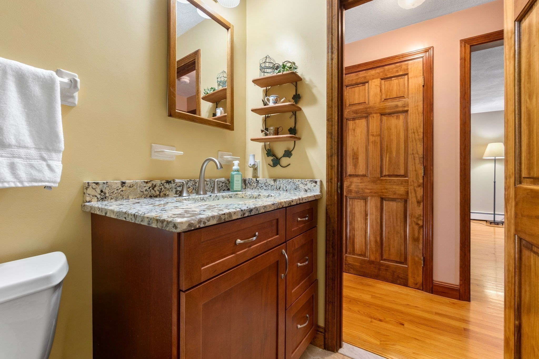 3 Anthony Ln Property Photo 15