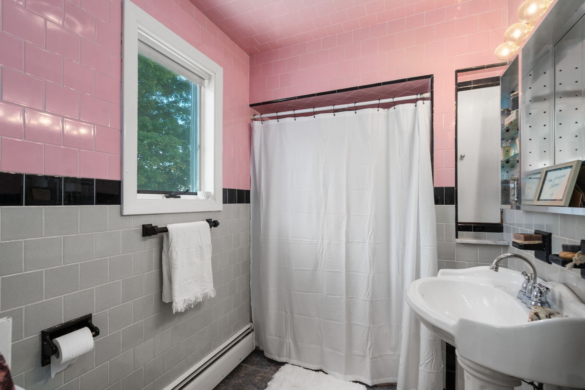 29 Lexington Ave Property Photo 15
