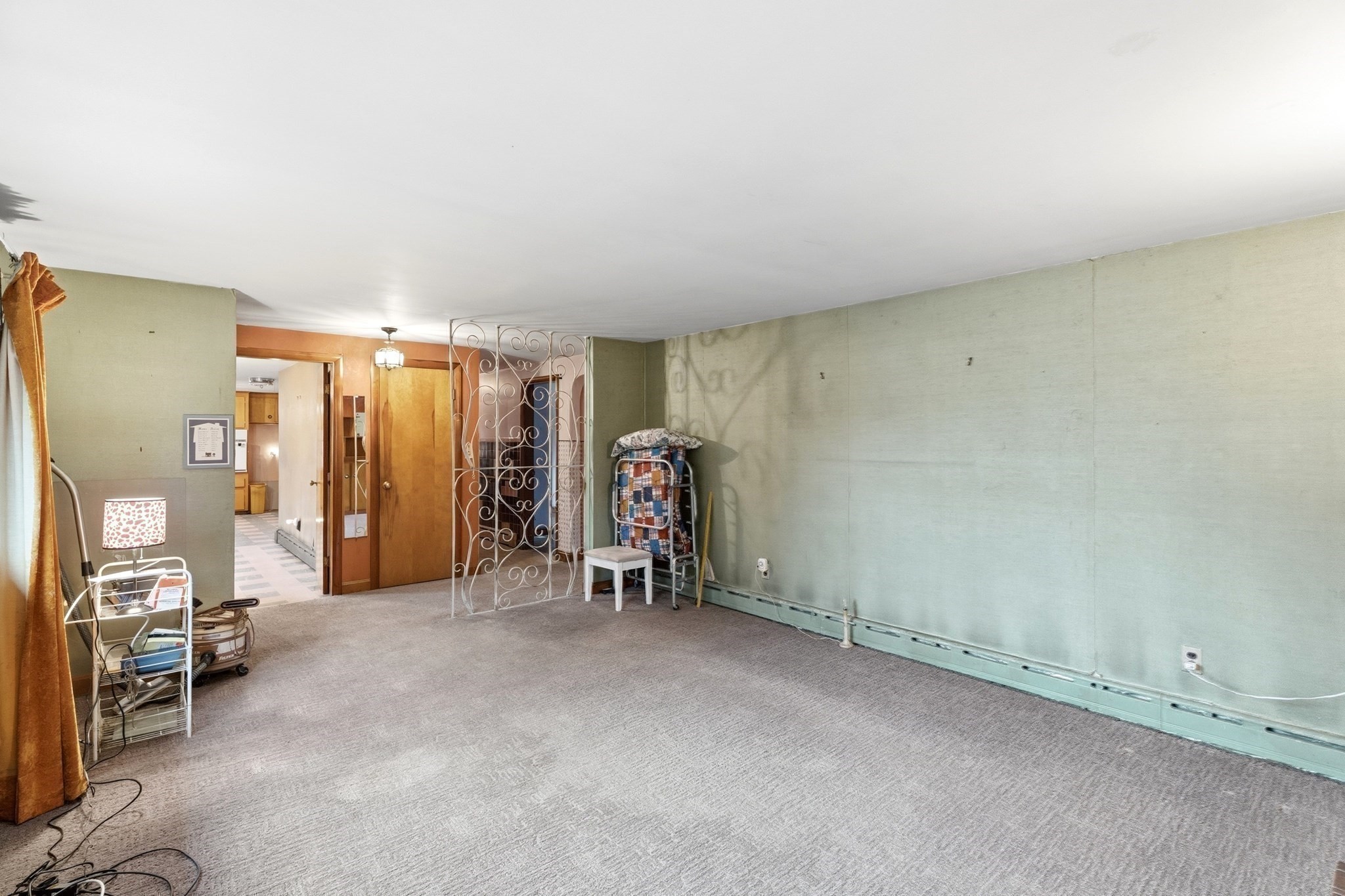 14 Coolidge St Property Photo 18