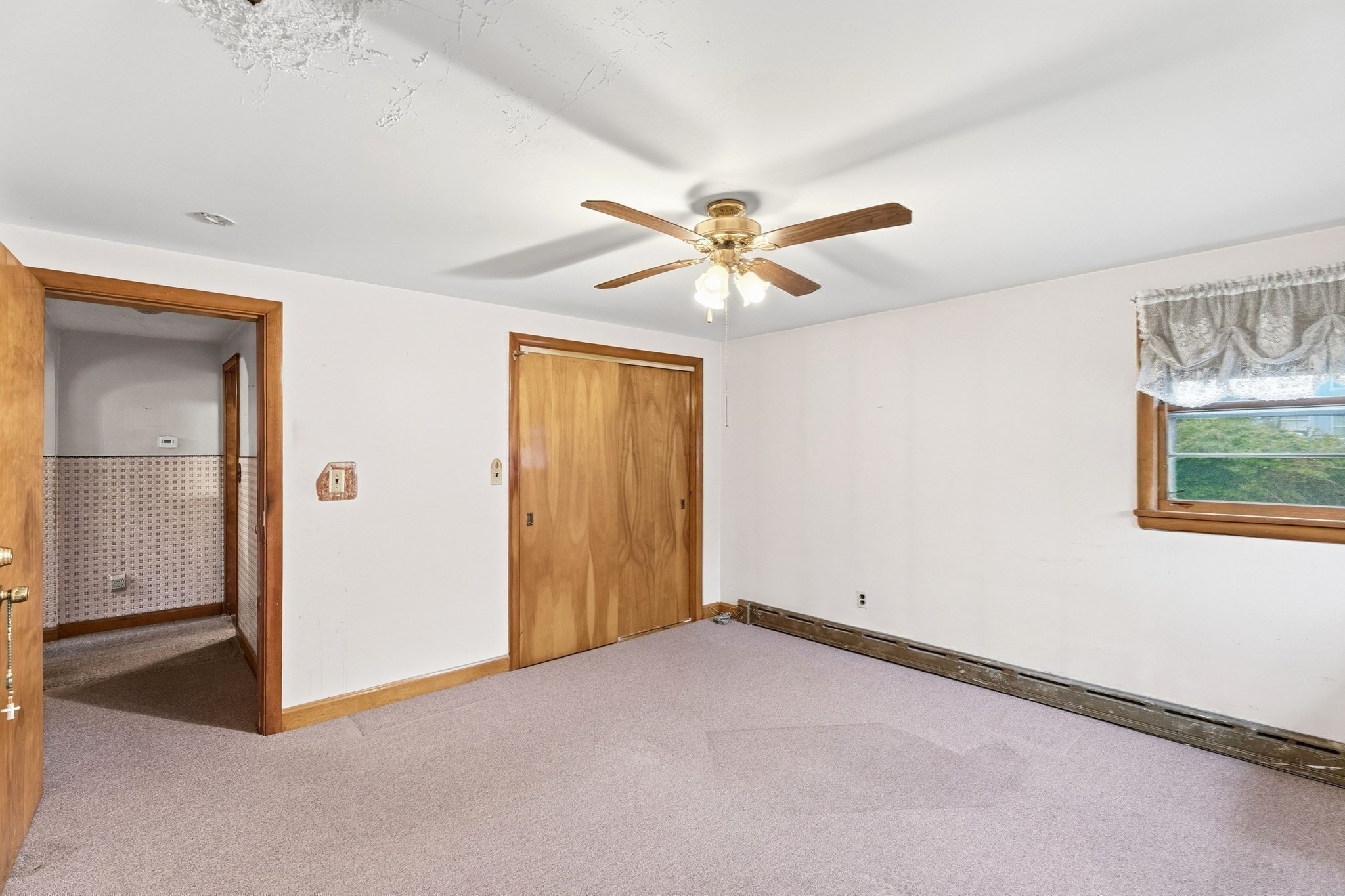 14 Coolidge St Property Photo 20