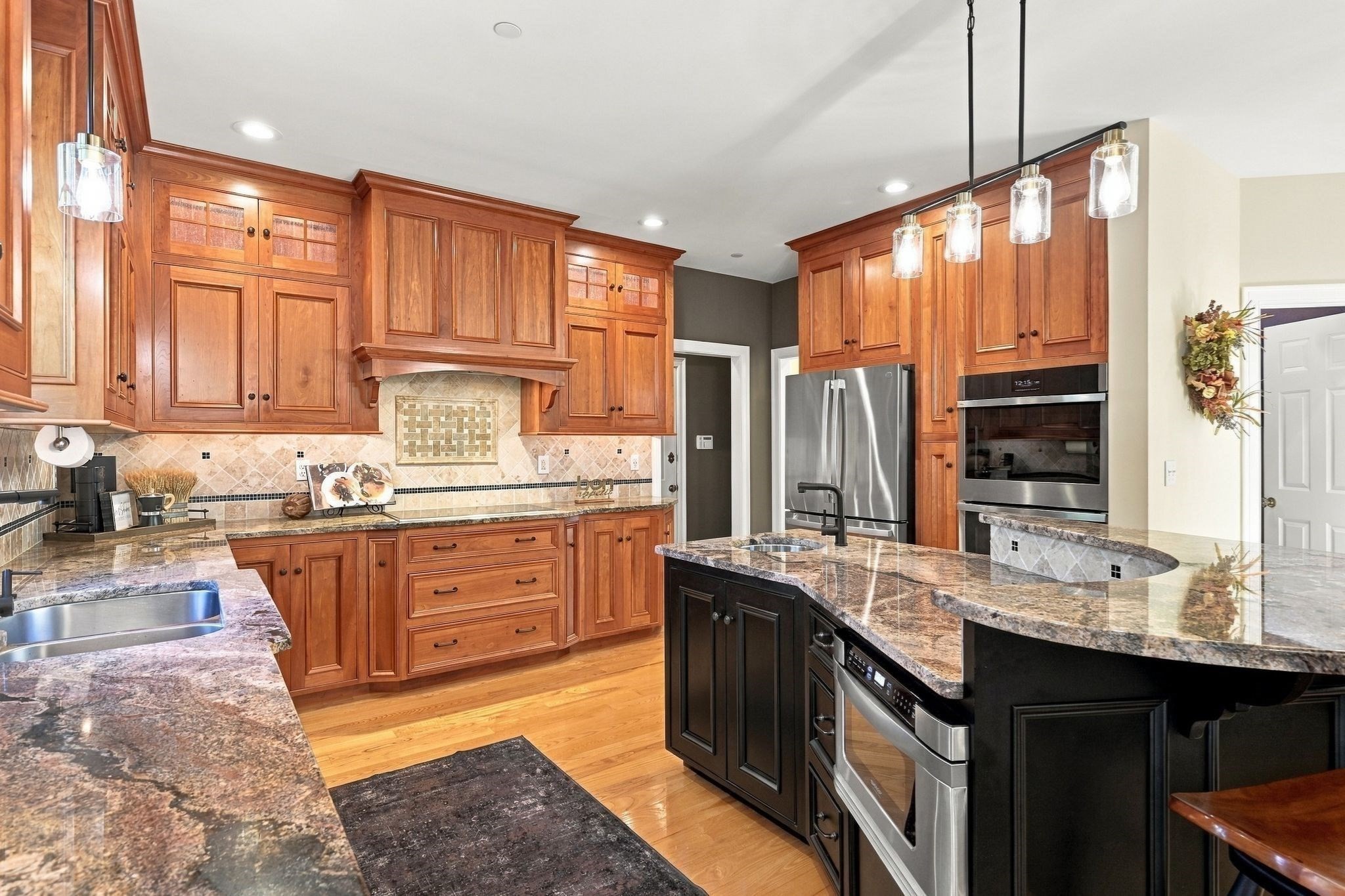 16 Falcon Heights Property Photo 11