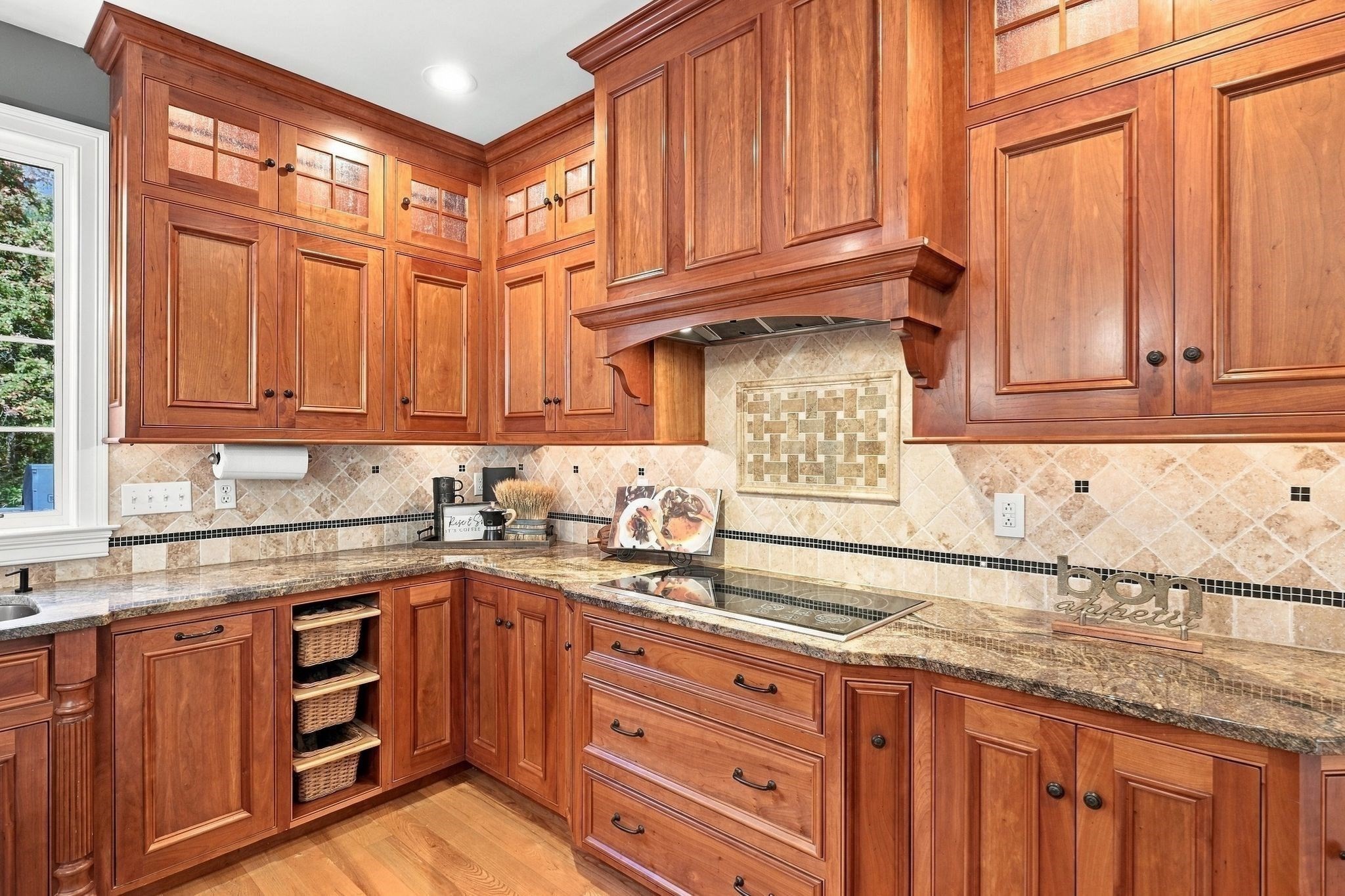 16 Falcon Heights Property Photo 12