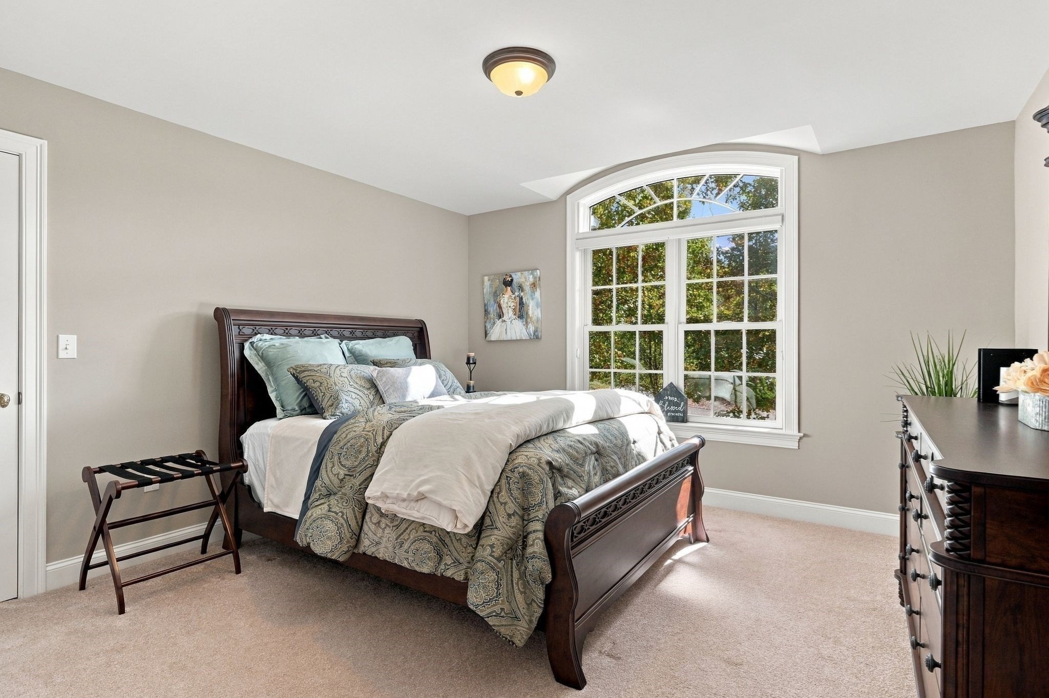 16 Falcon Heights Property Photo 27