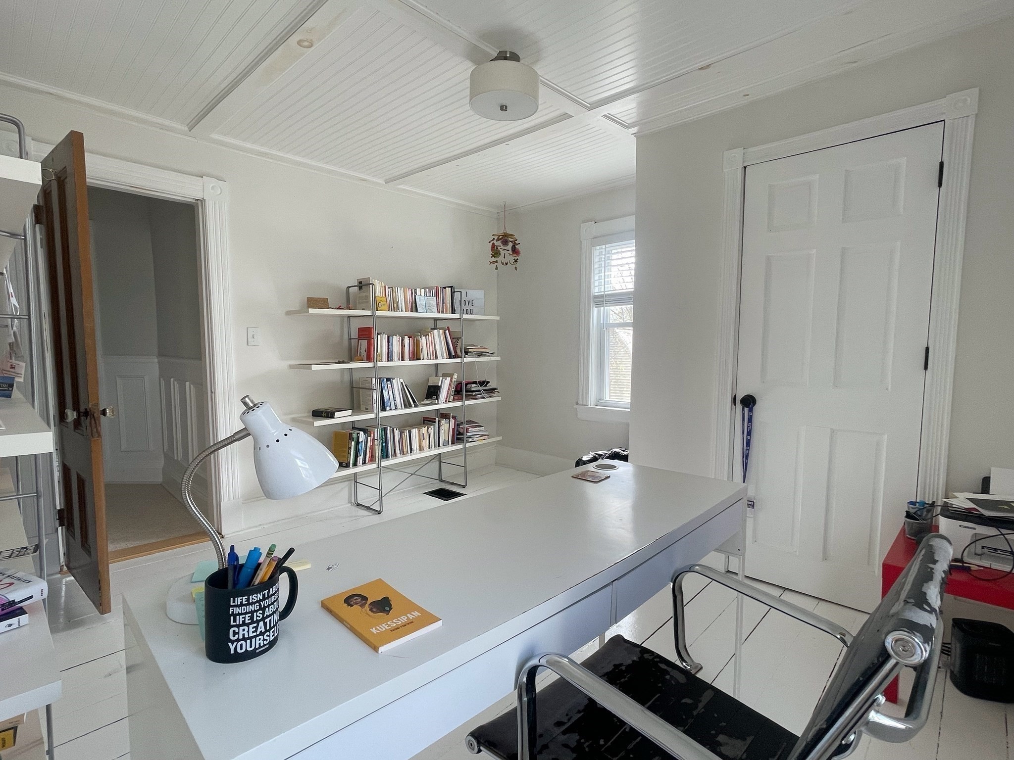 76 Beacon St Property Photo 33