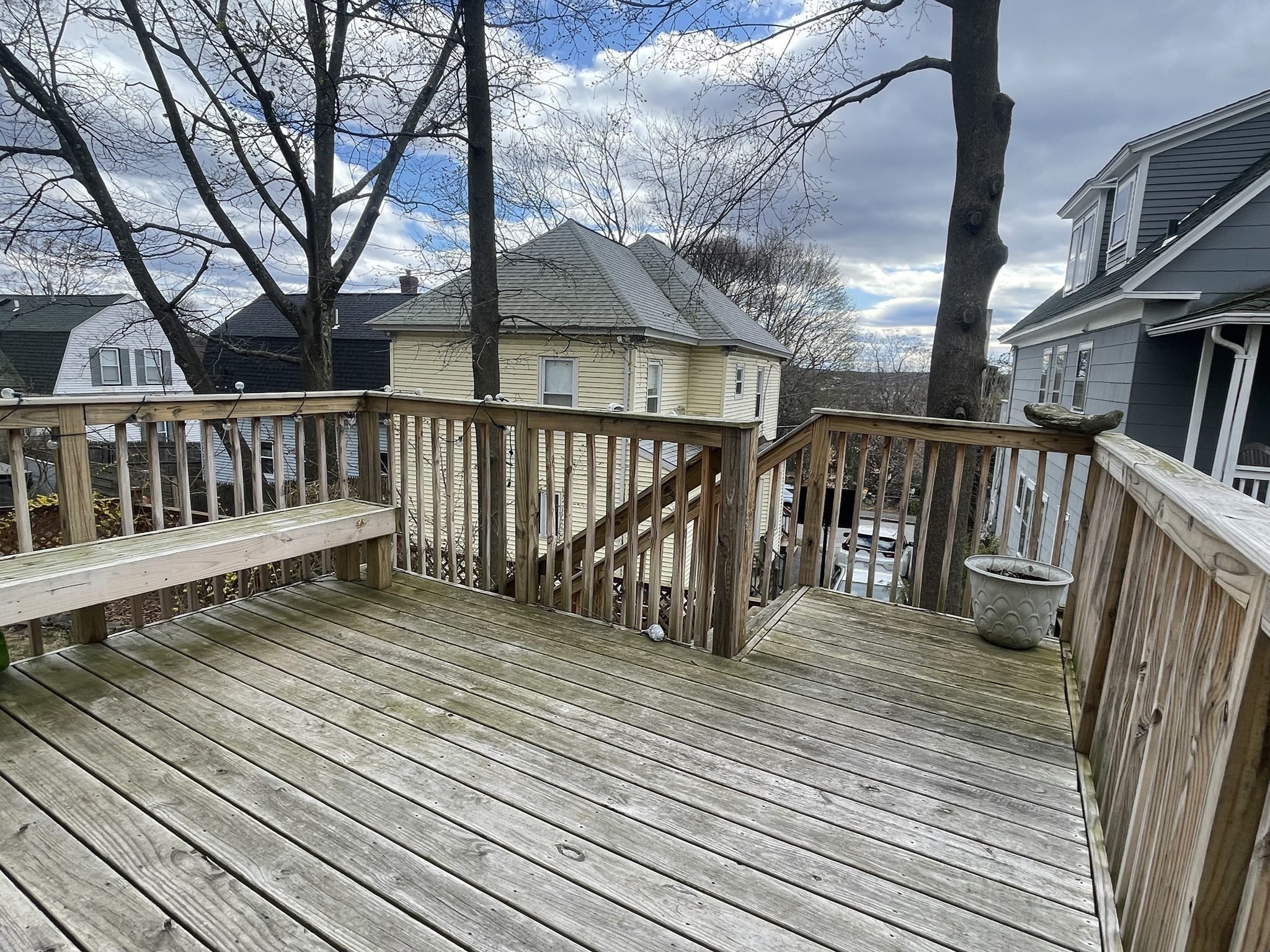 76 Beacon St Property Photo 38