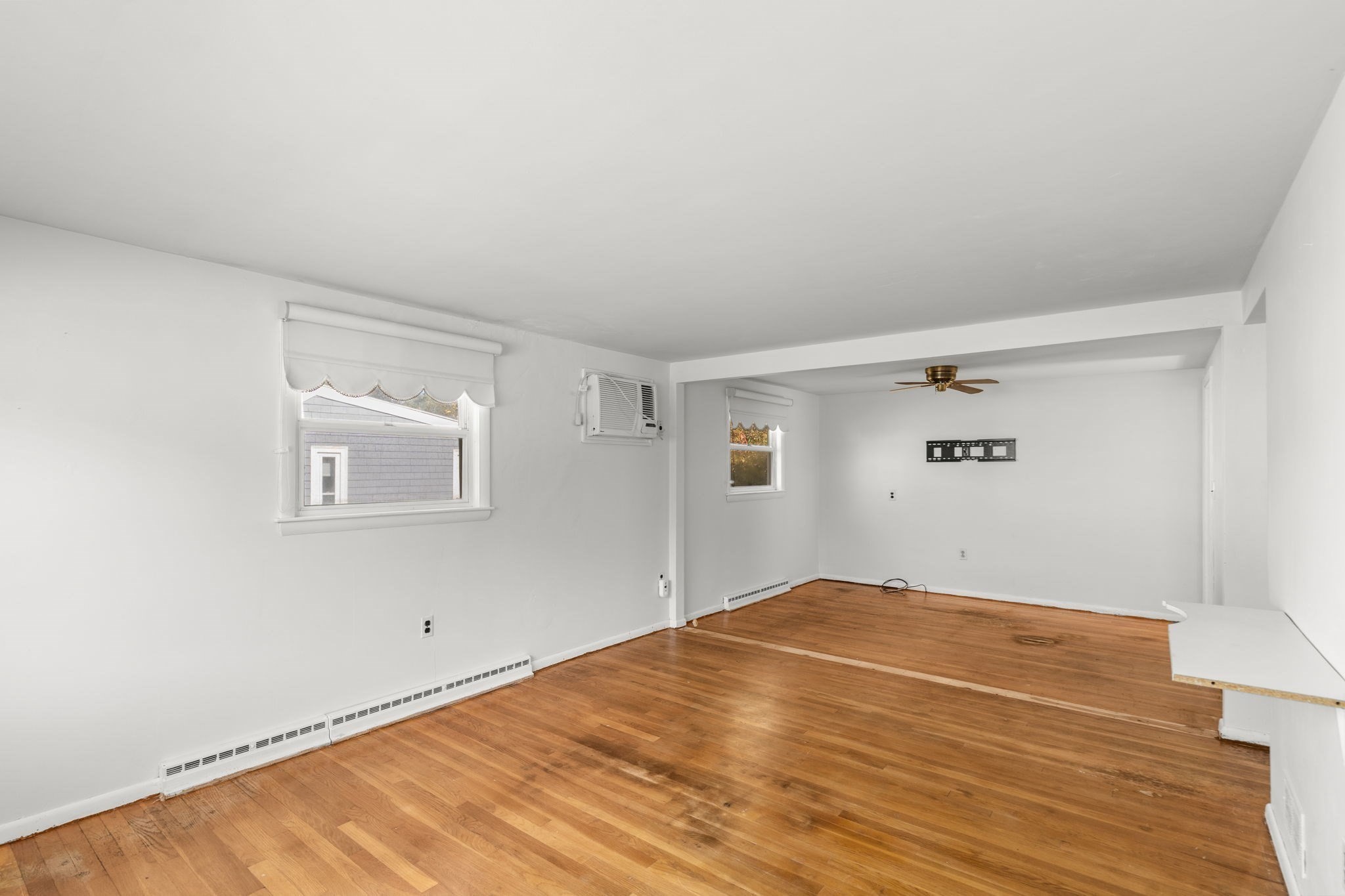 58 Princeton Ave Property Photo 5