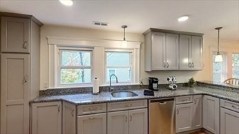 53 Vine Street # 53 Property Photo 4