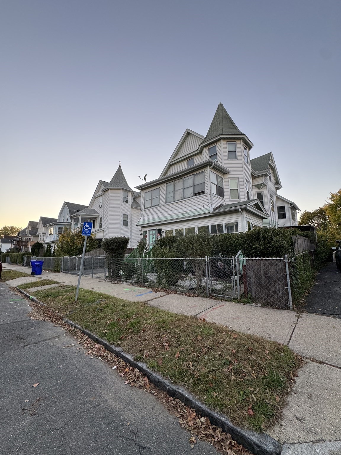 44 Brookline Ave Property Photo 2