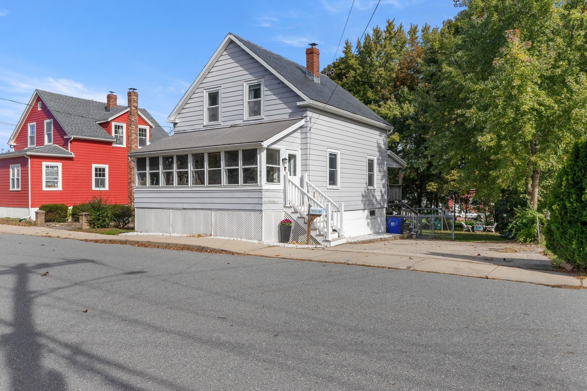 39 Brownville Avenue Property Photo 2