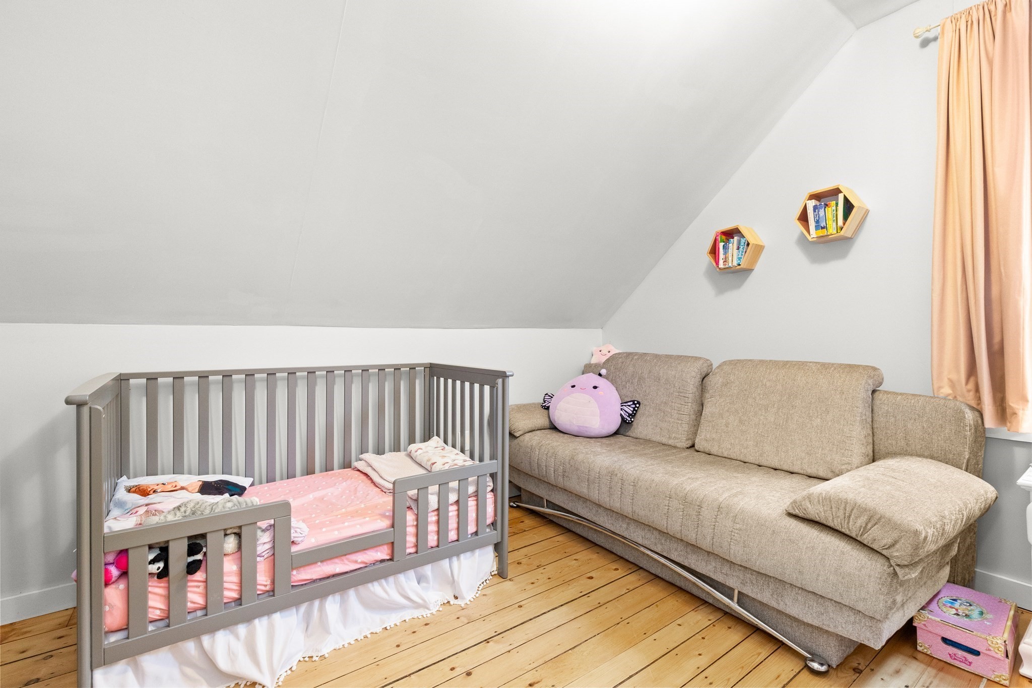 39 Brownville Avenue Property Photo 25
