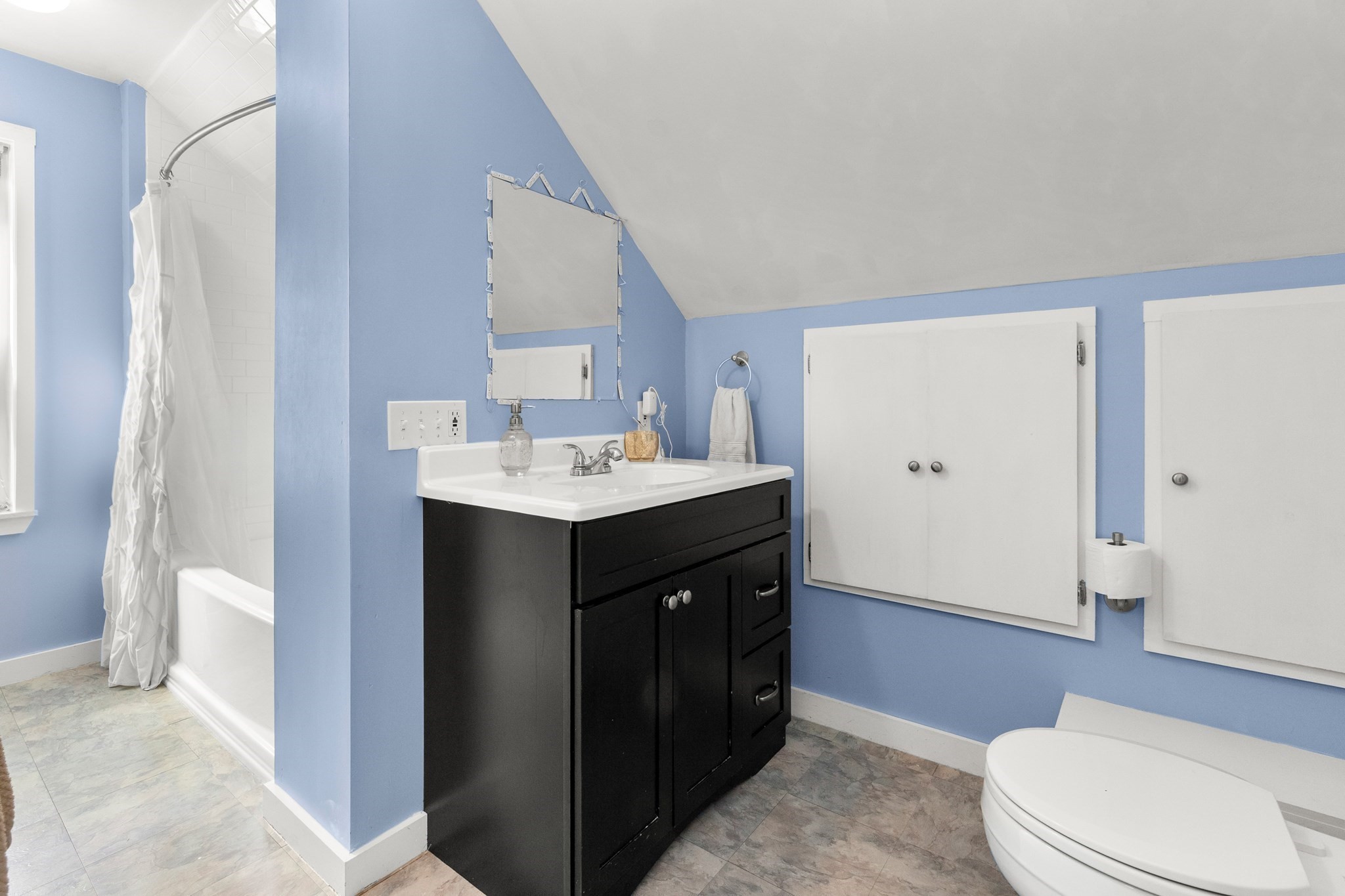 39 Brownville Avenue Property Photo 27