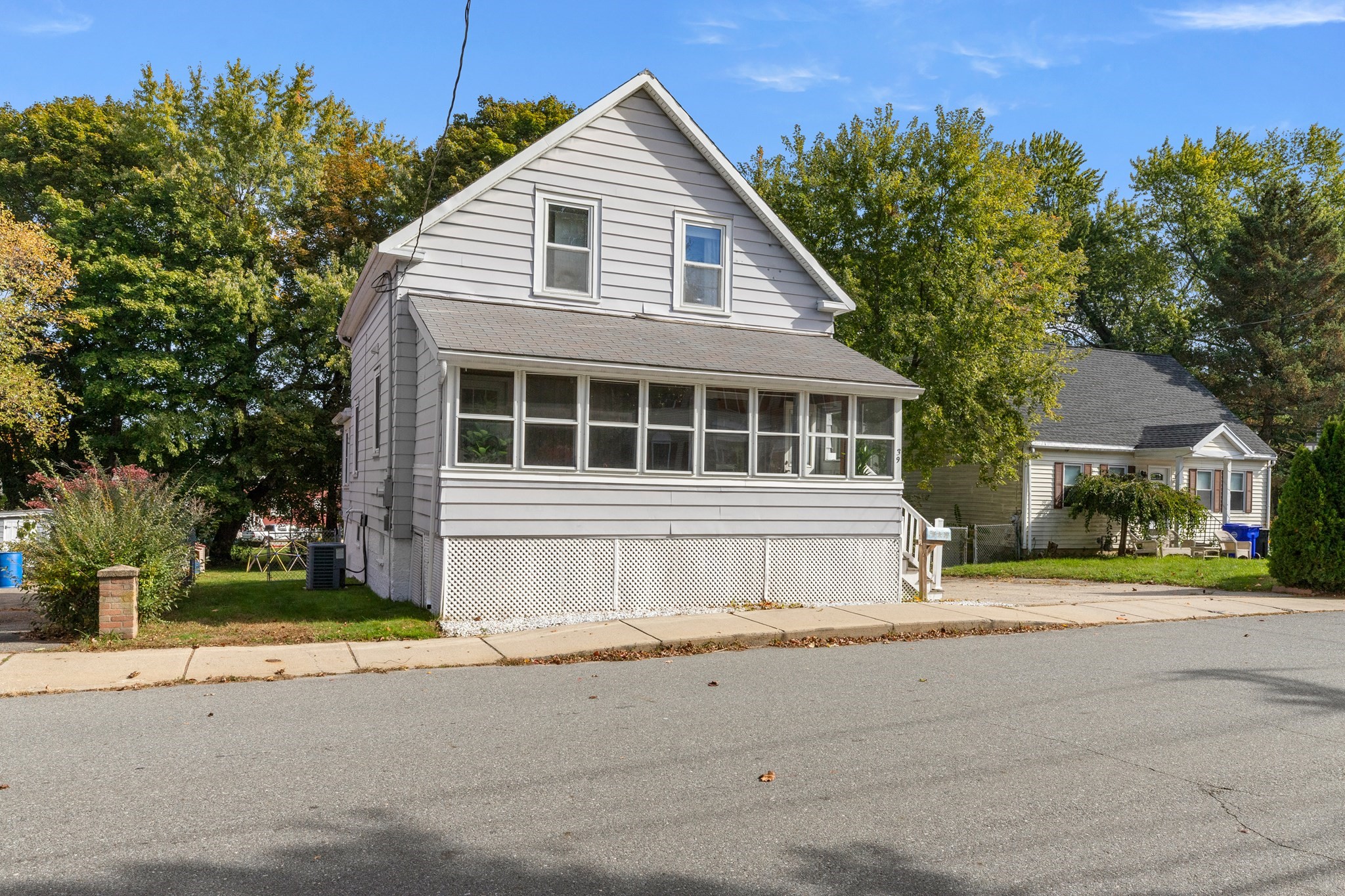 39 Brownville Avenue Property Photo 30