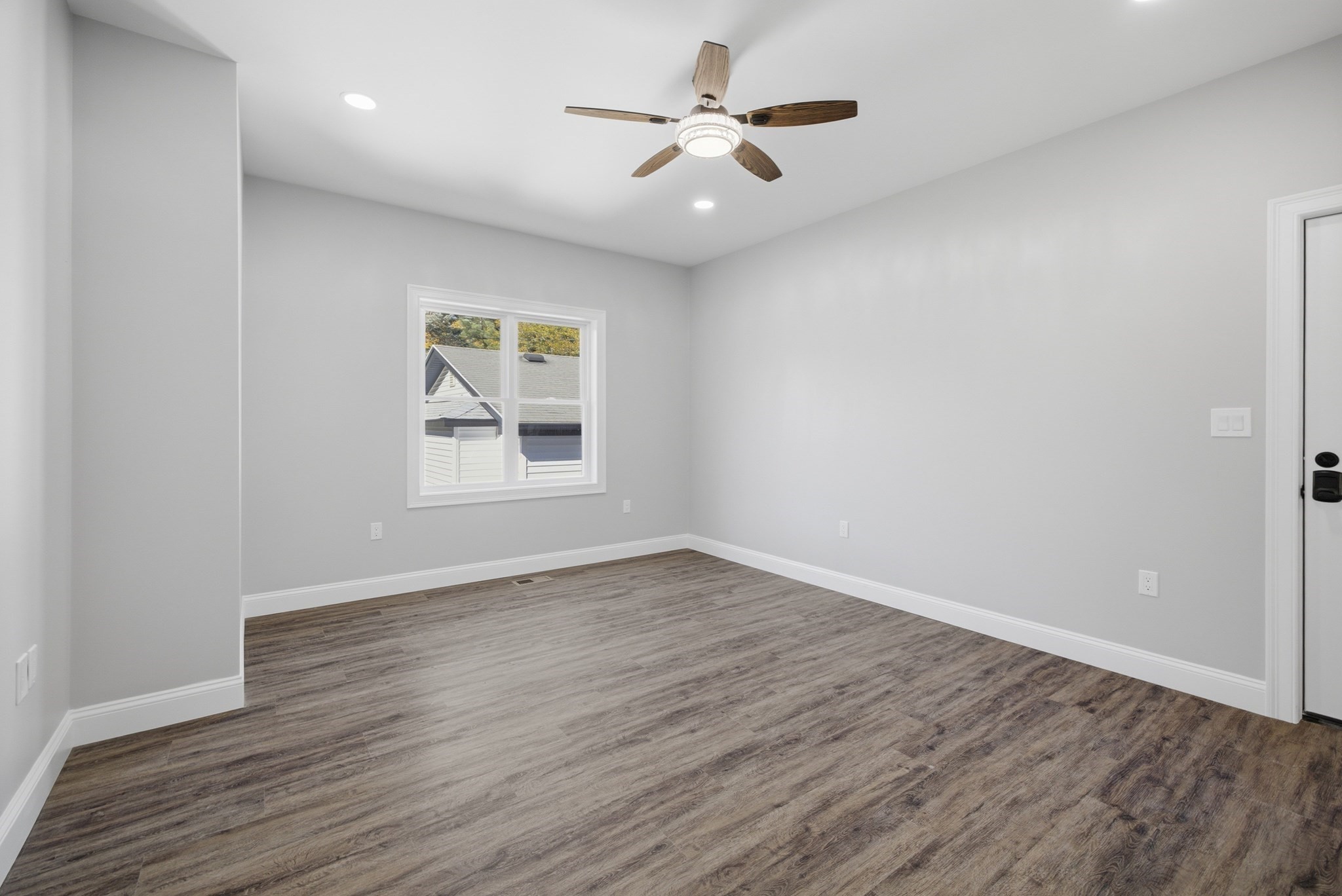 44a Topsfield Property Photo 9
