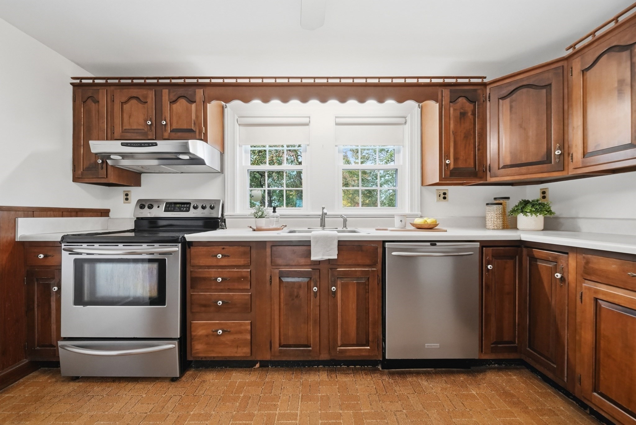 22 Houston Avenue Property Photo 17