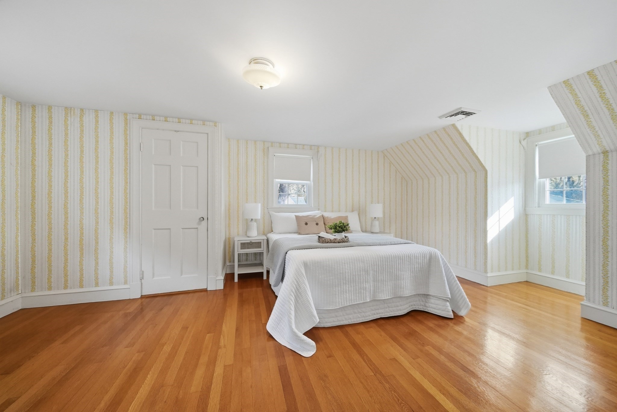 22 Houston Avenue Property Photo 29