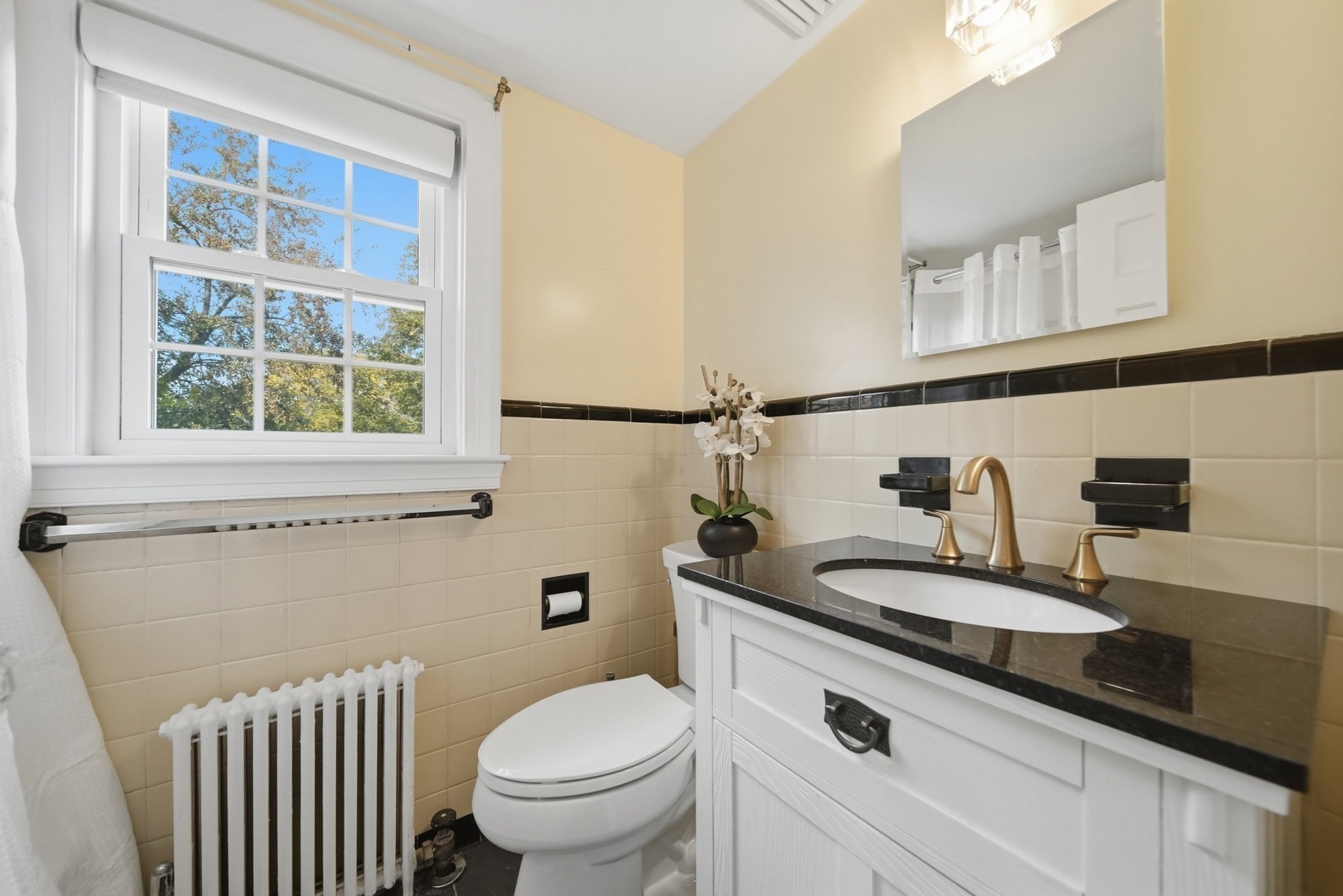 22 Houston Avenue Property Photo 32