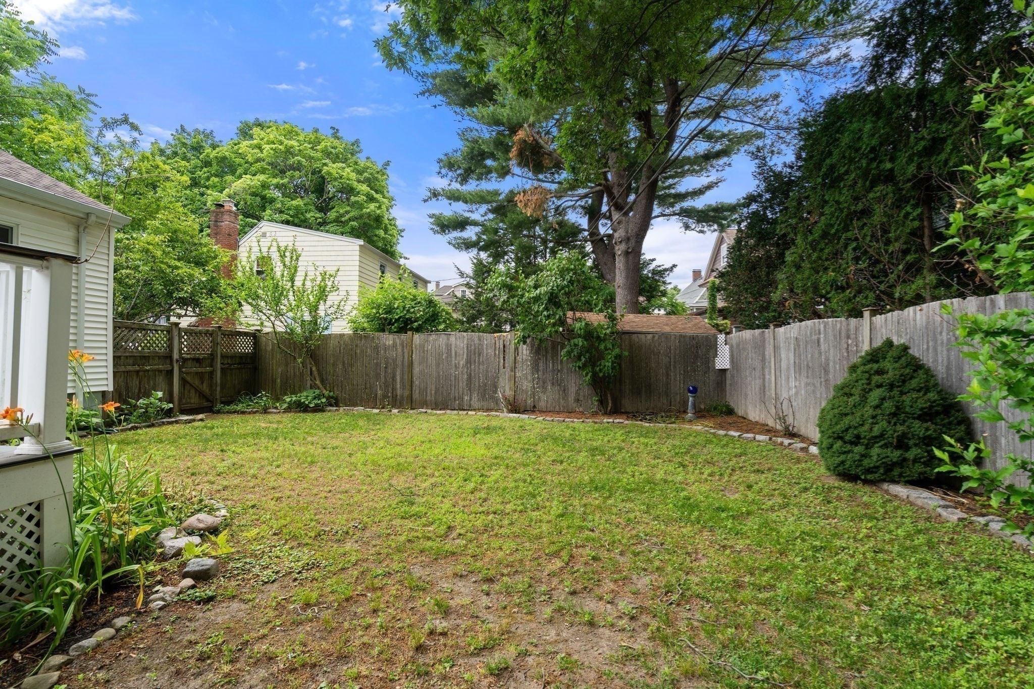 11 Corey Terr Property Photo 24