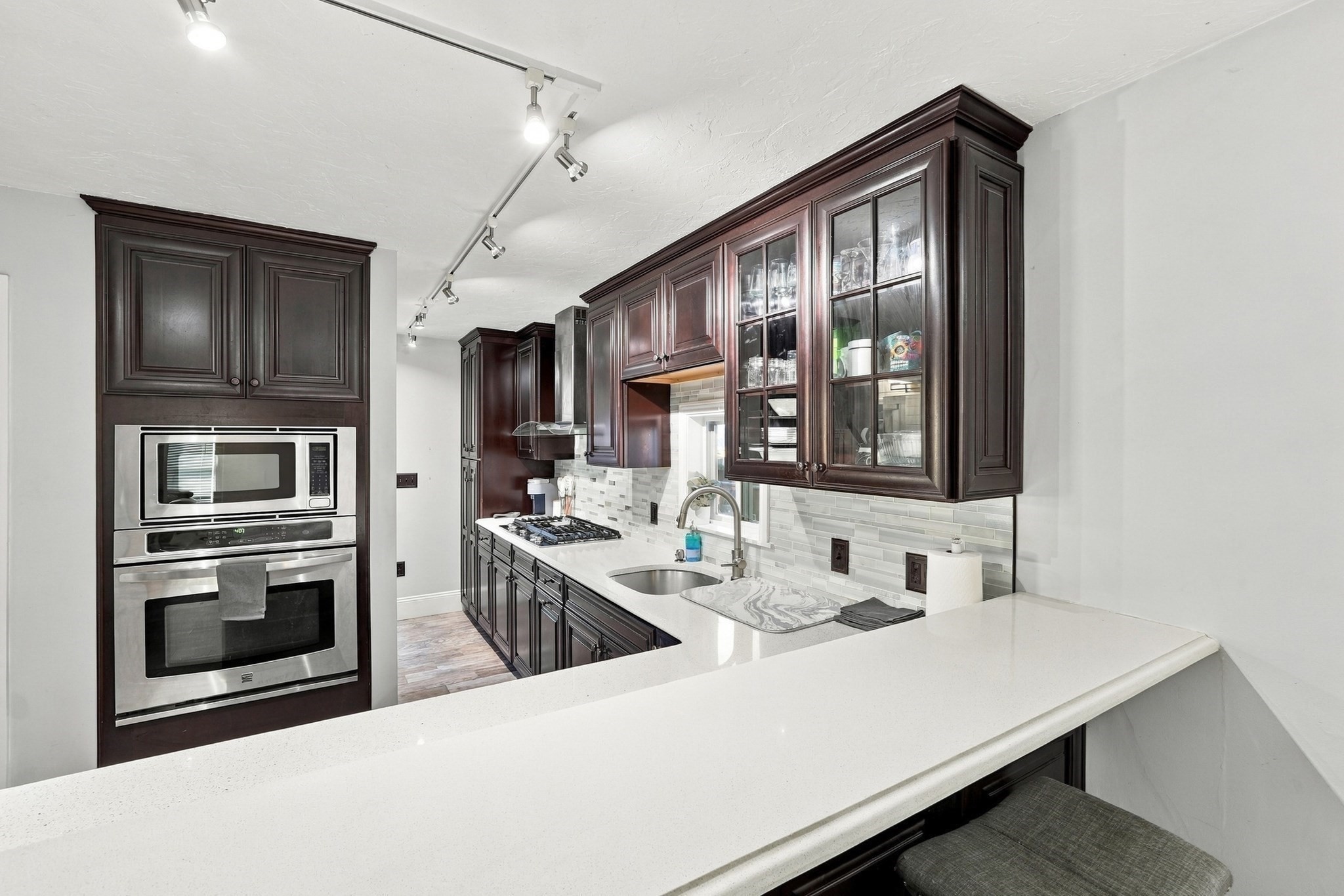 14 Harrison St Property Photo 6