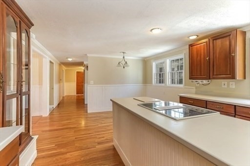 2 Parsons Ln Property Photo 7