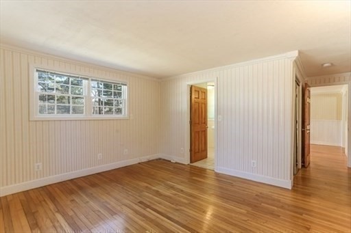 2 Parsons Ln Property Photo 12