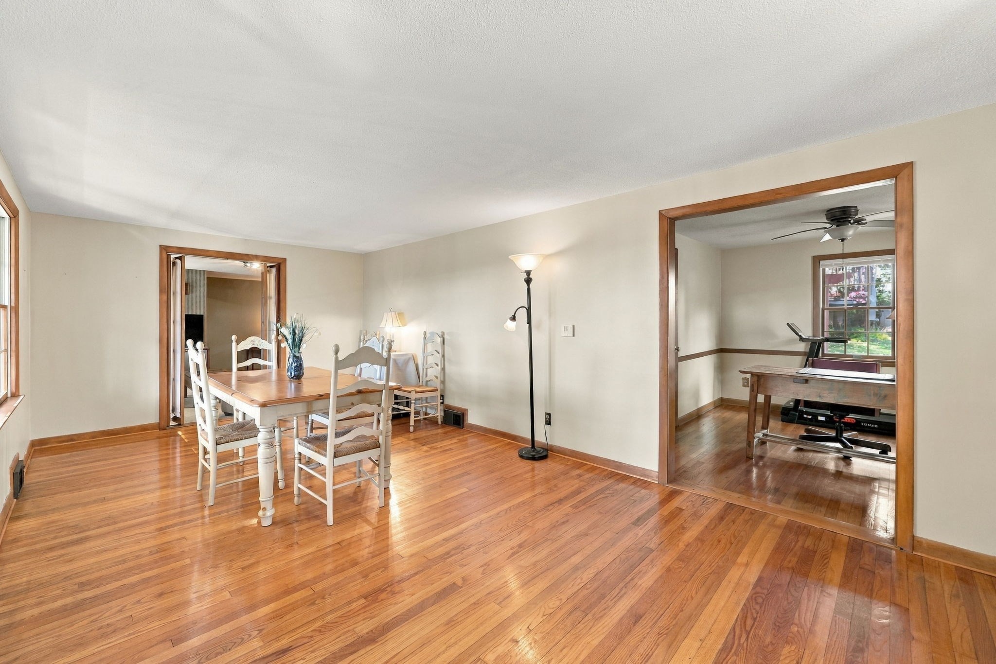 89 Almon Ave Property Photo 16