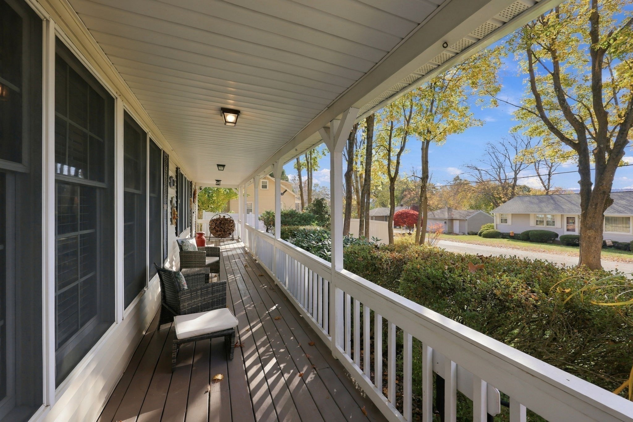 89 Almon Ave Property Photo 31
