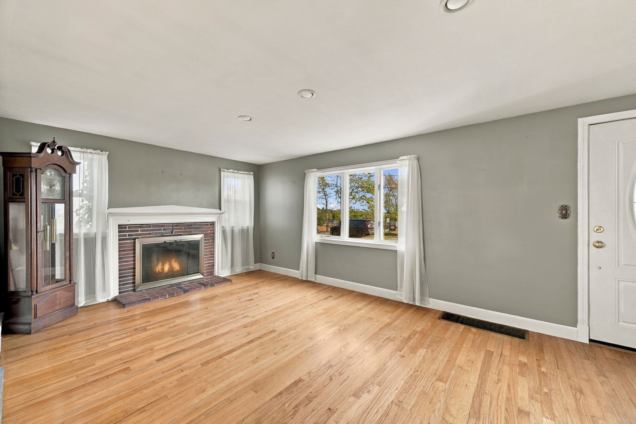 24 Overlook Ave Property Photo 7