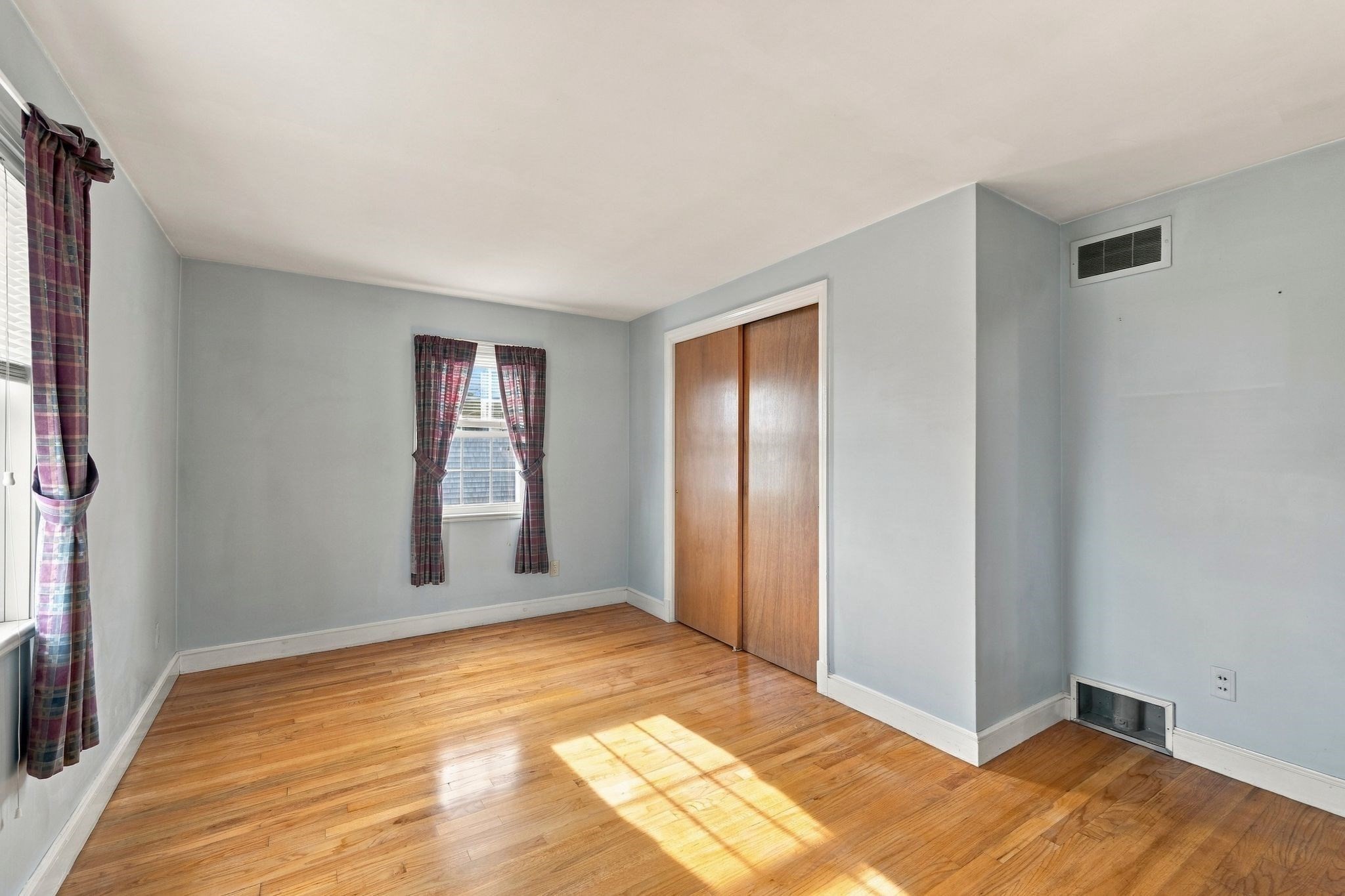 24 Overlook Ave Property Photo 15