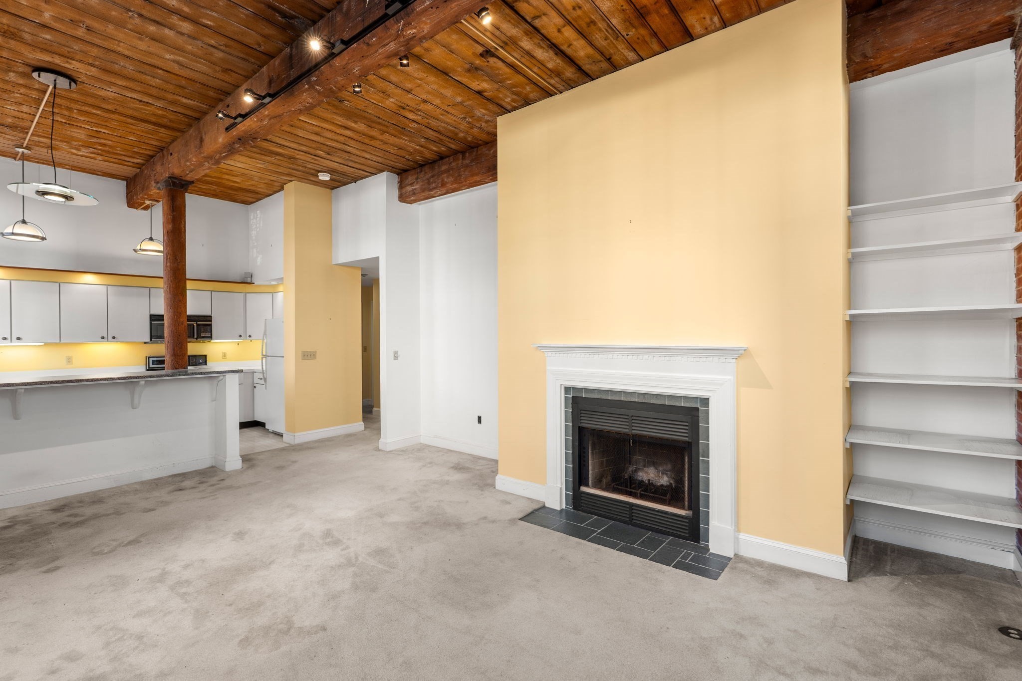 48 Kent St # 6 Property Photo 6