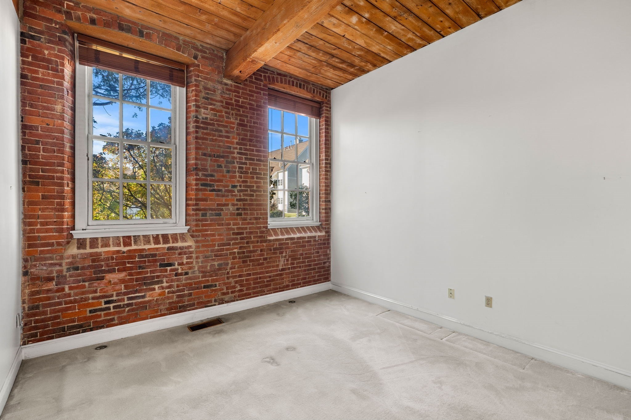 48 Kent St # 6 Property Photo 15