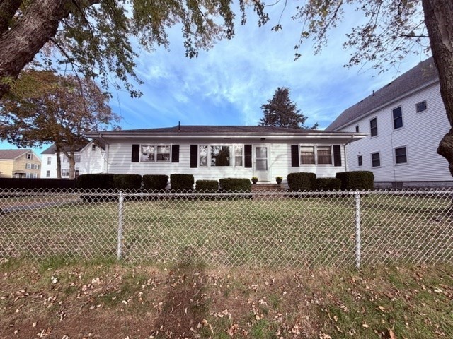 112 Fisher St Property Photo 1