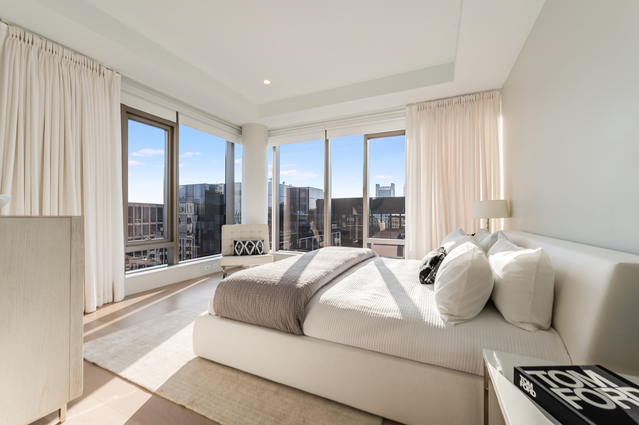 135 Seaport Blvd Property Photo 20