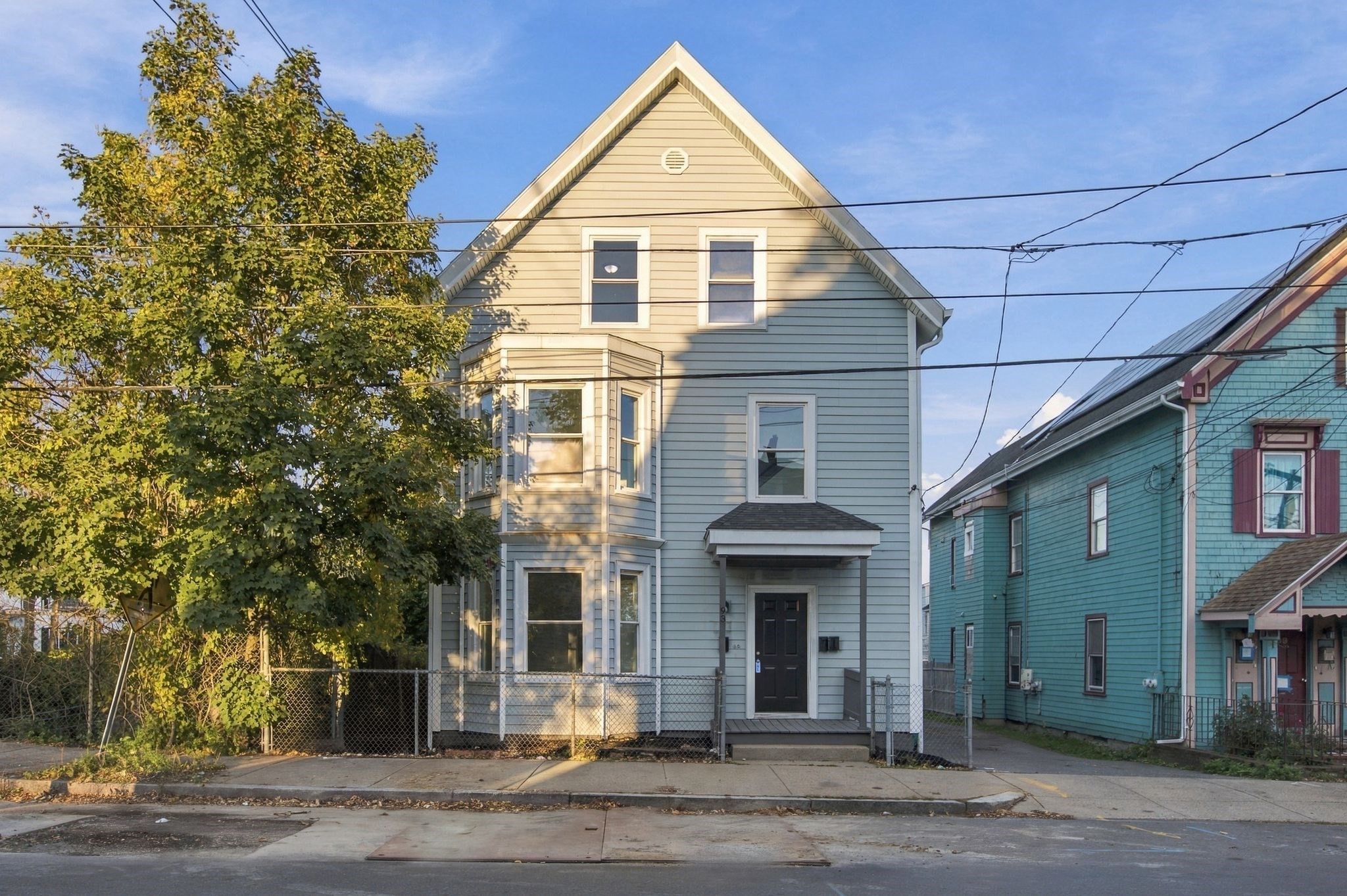 93 Chestnut St Property Photo 1