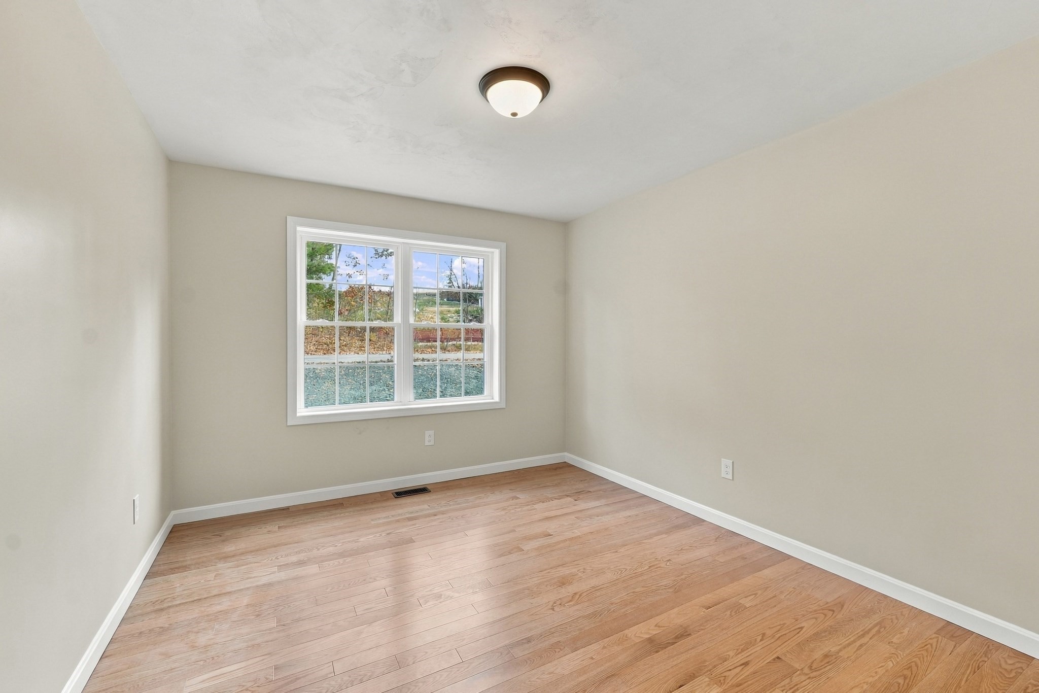 459 Cronin Rd Property Photo 13