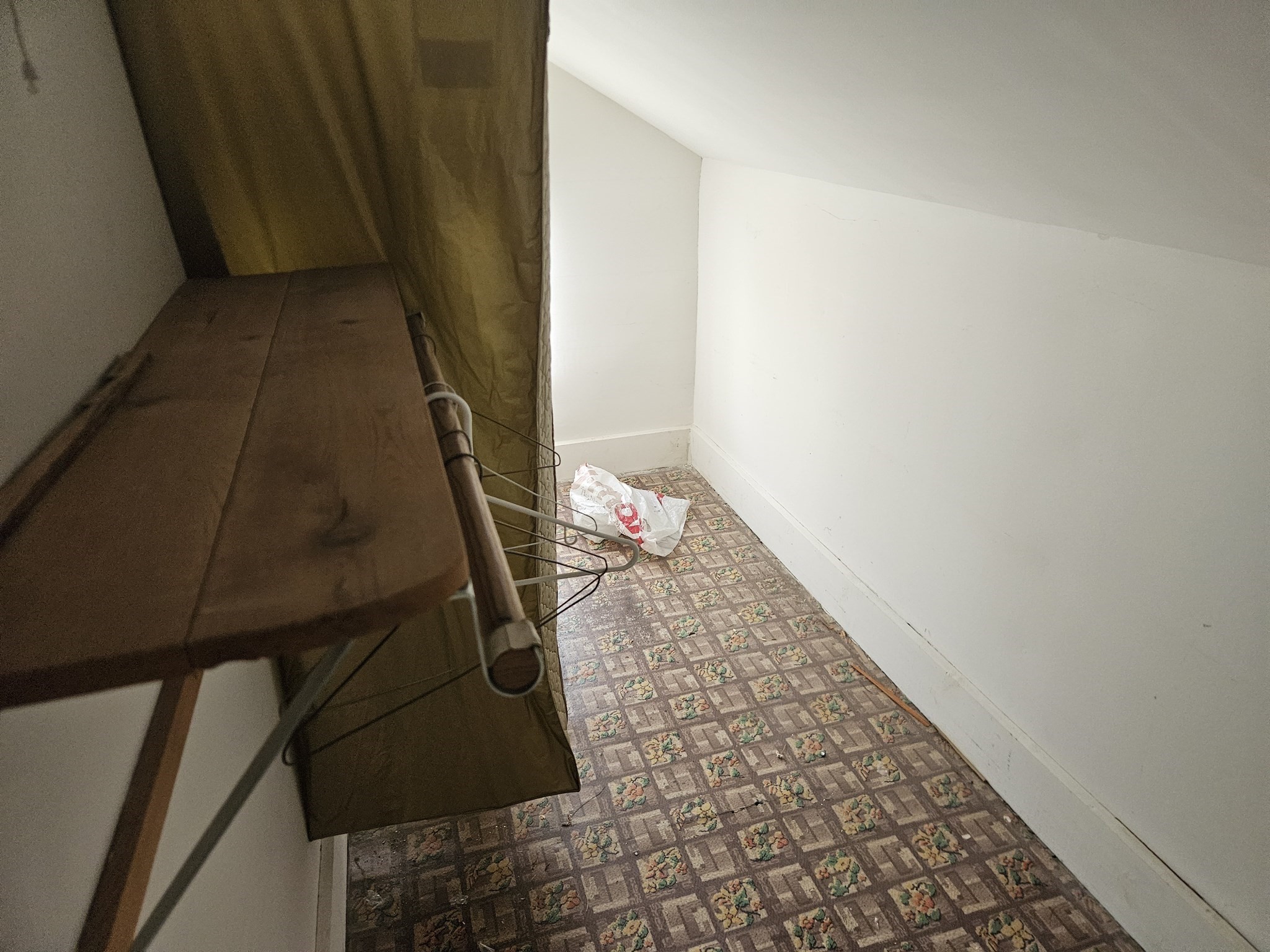 43 Summer St Property Photo 17