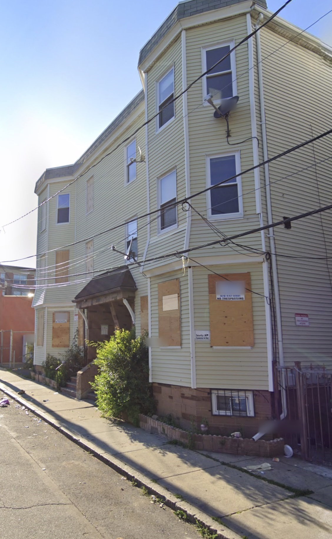 8 Dewey # 3 Property Photo 11