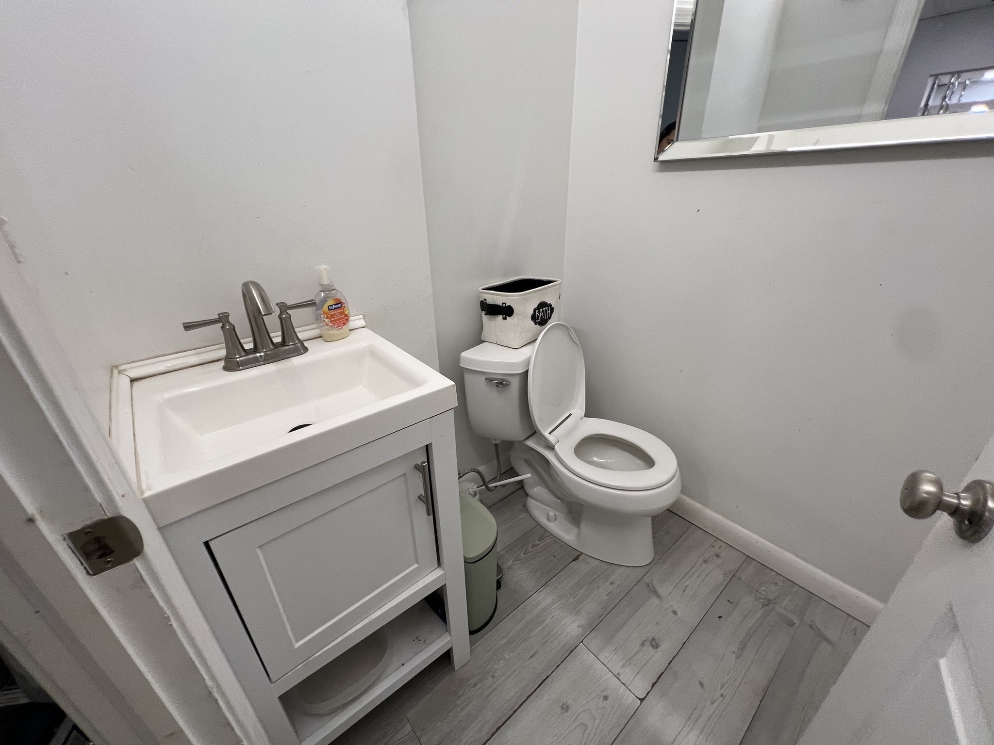 449 Broadway # A Property Photo 4