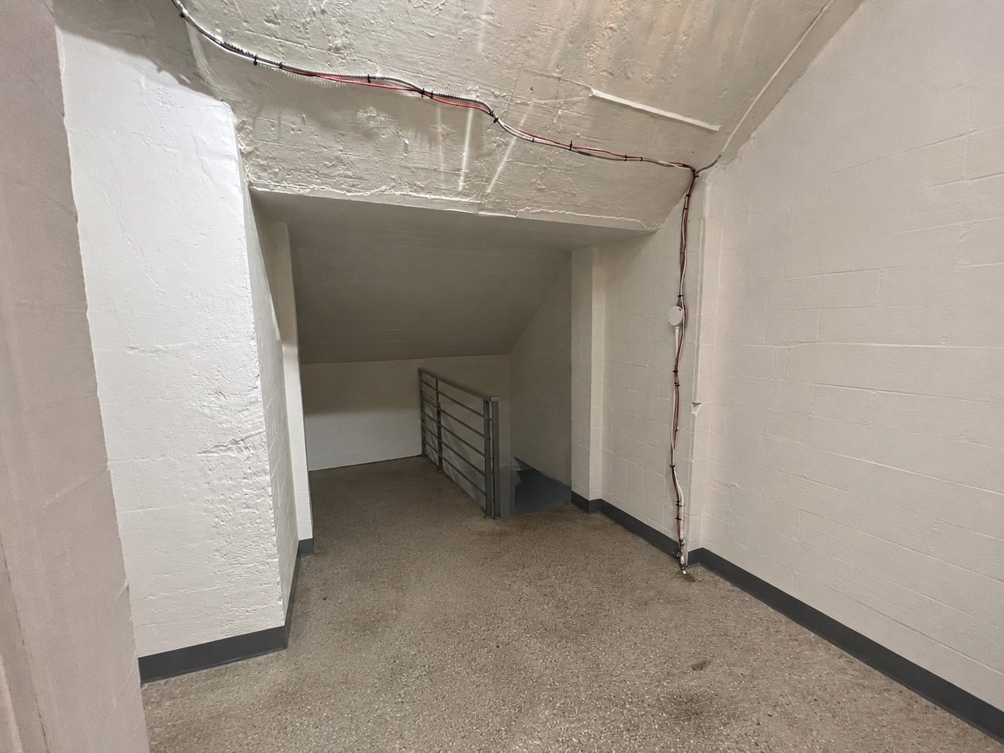 449 Broadway # A Property Photo 5
