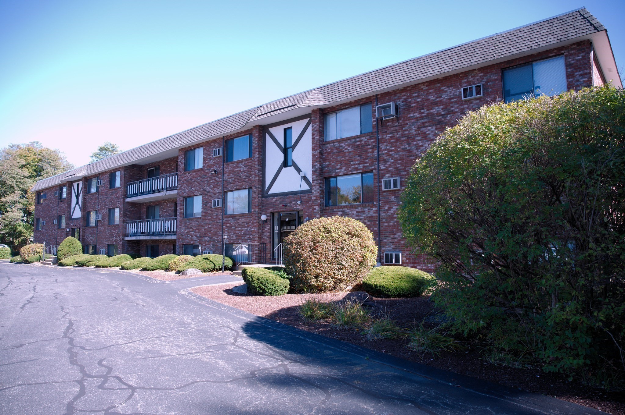 65 Mccormick Ter. # 4 Property Photo 1