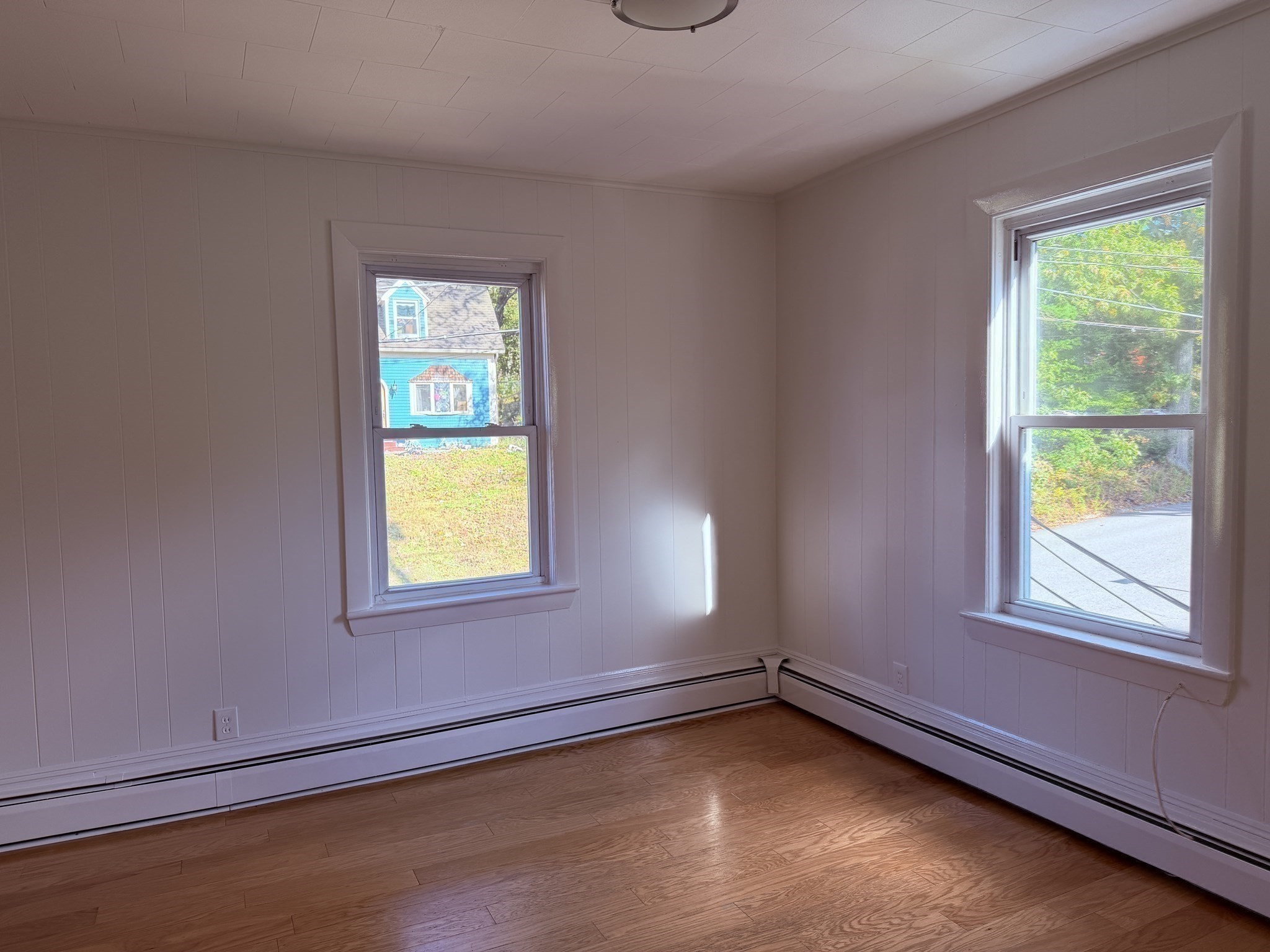 340 Park St Property Photo 9