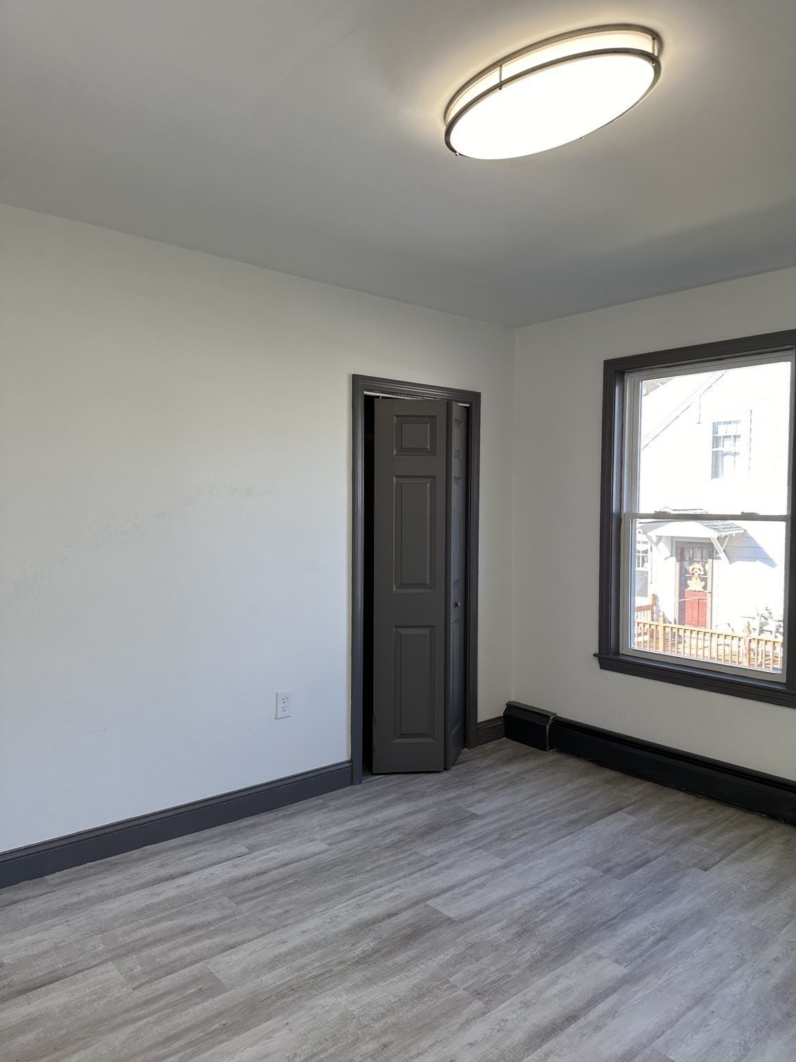 340 Park St Property Photo 34