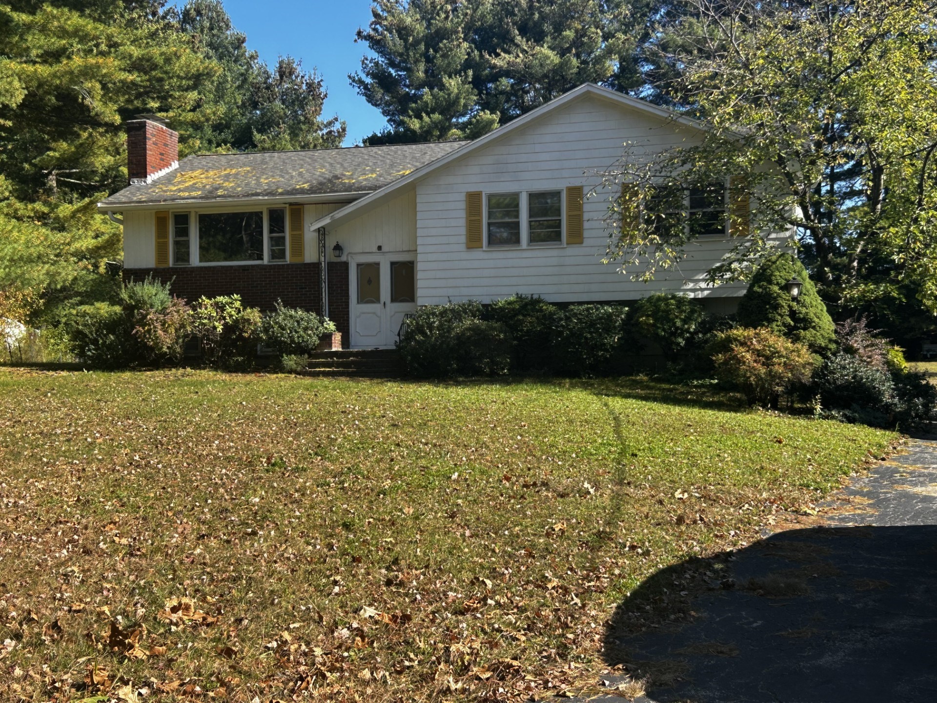 6 Gemini Cir Property Photo 1