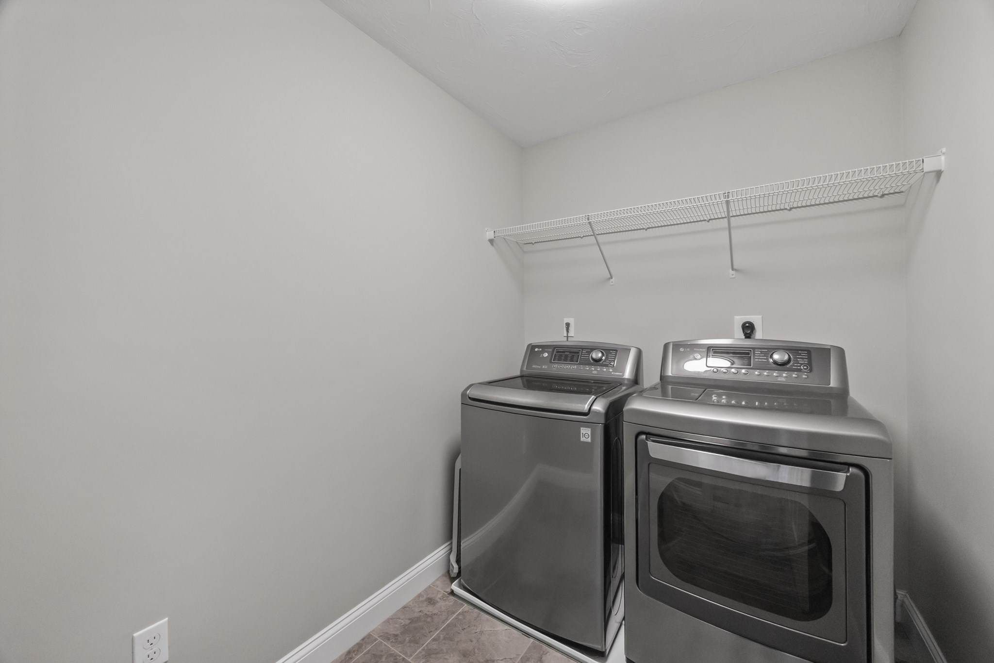 75 Elm St # 75 Property Photo 11